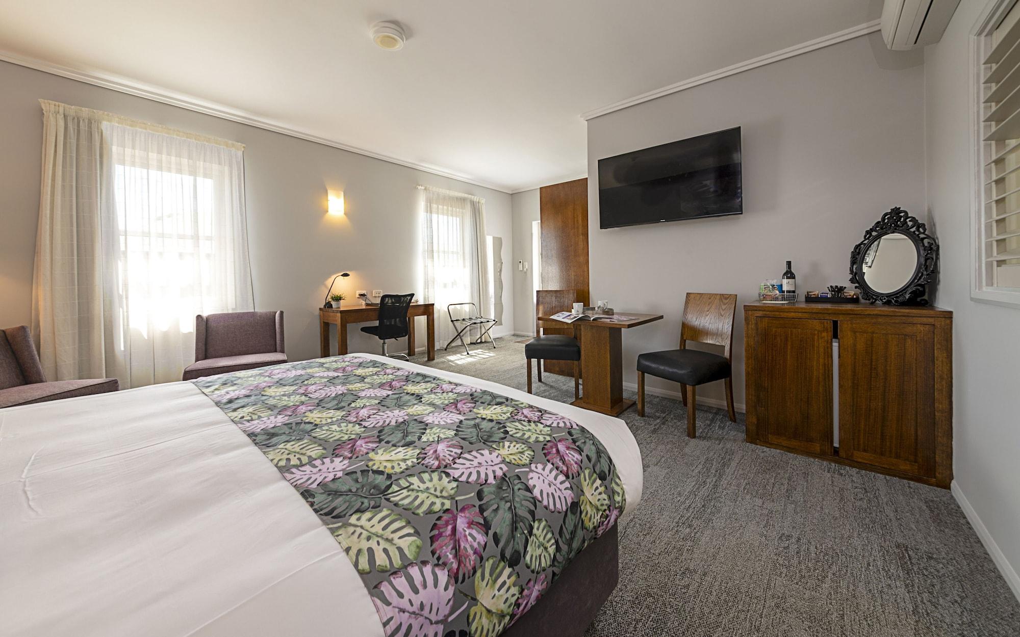 Coachmans Inn Warwick Esterno foto